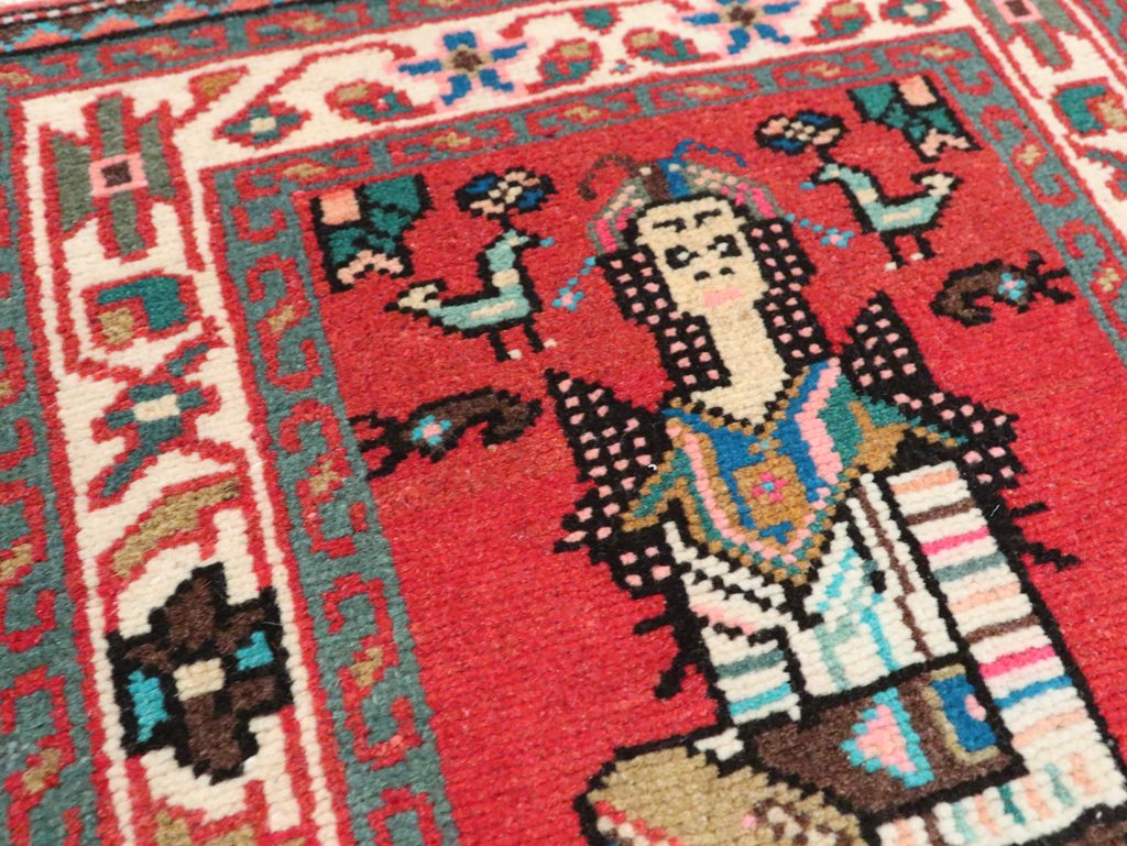 Vintage Persian Mahal Pictorial Rug (Pair: 2 of 2), No.28166 - Galerie Shabab