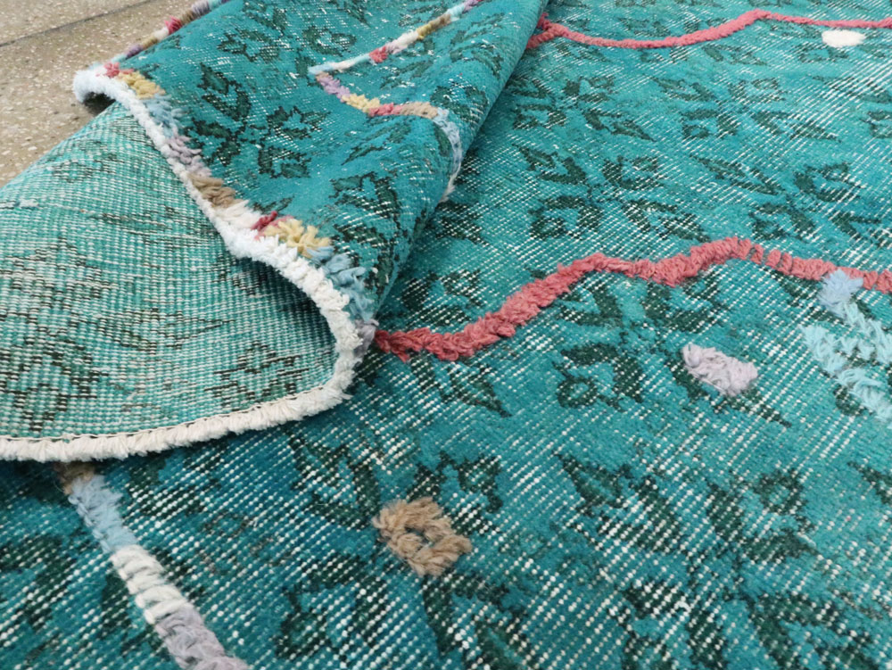 Modern Turkish Folk Rug, No.28169 - Galerie Shabab