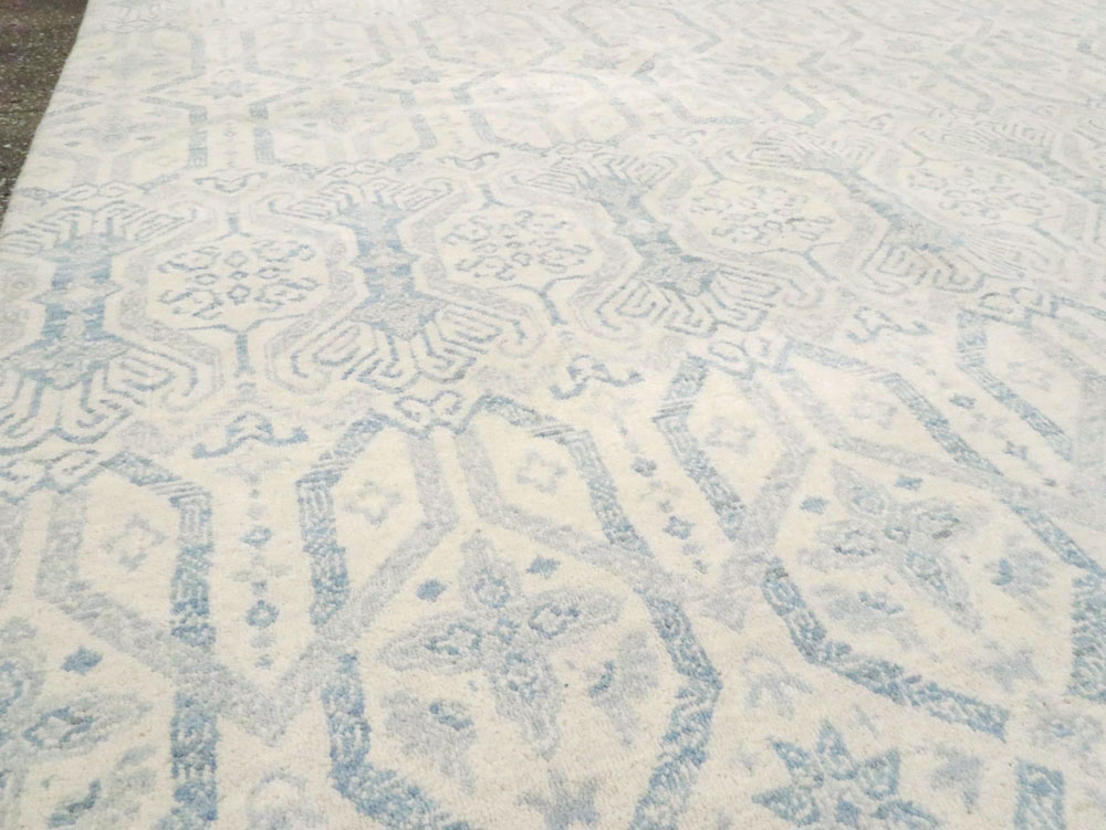 Spanish Cuenca Inspired Contemporary Turkish Room Size Carpet, No.28175 - Galerie Shabab