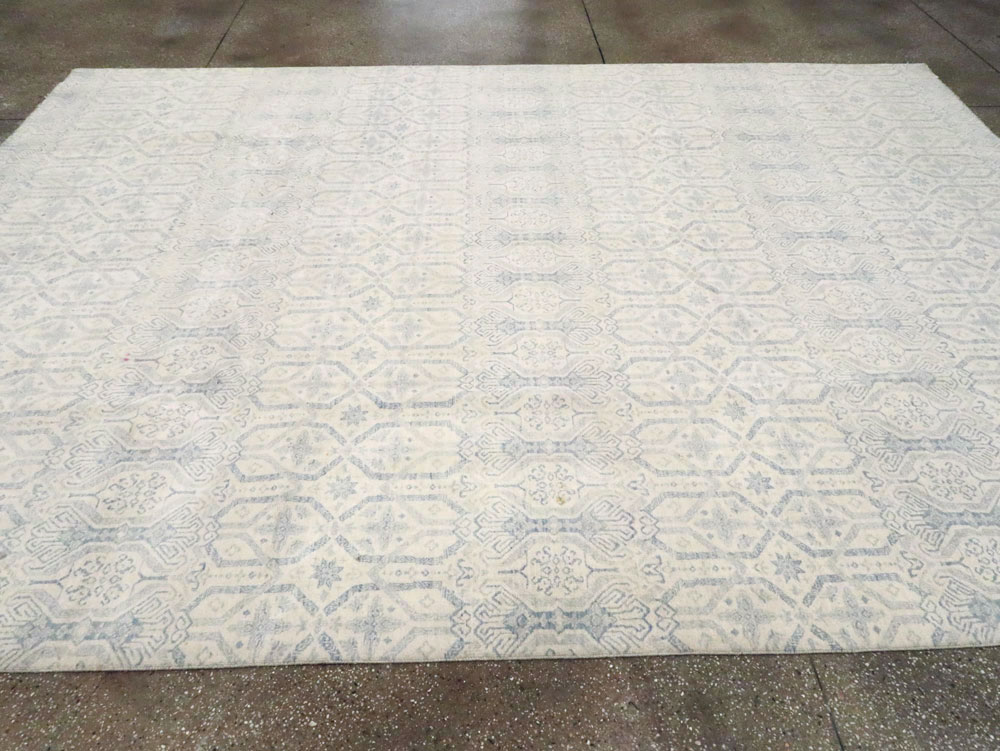 Spanish Cuenca Inspired Contemporary Turkish Room Size Carpet, No.28175 - Galerie Shabab