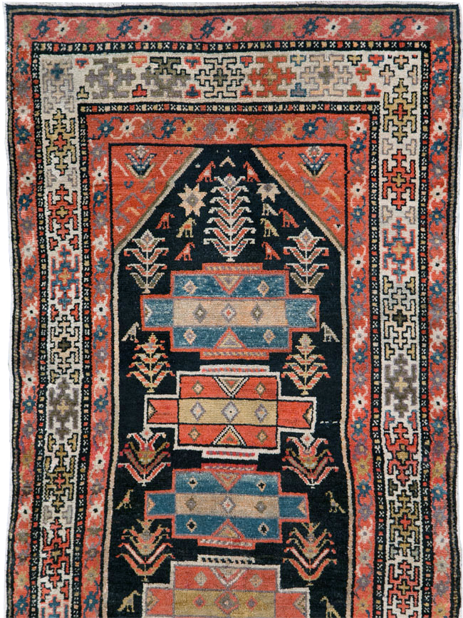 Antique Persian Kurd Runner, No.28180 - Galerie Shabab