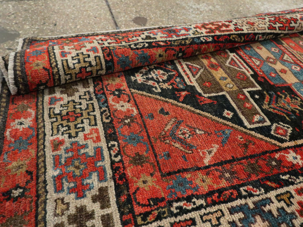 Antique Persian Kurd Runner, No.28180 - Galerie Shabab