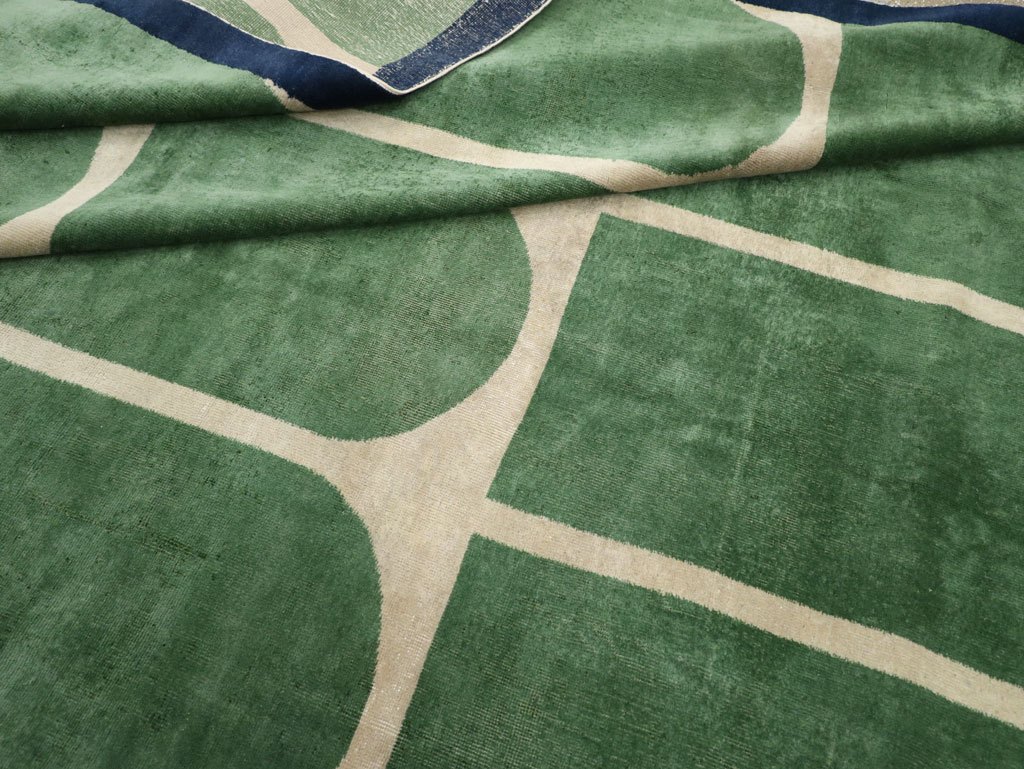 Vintage Turkish Art Deco Style Room Size Carpet, No.28191 - Galerie Shabab