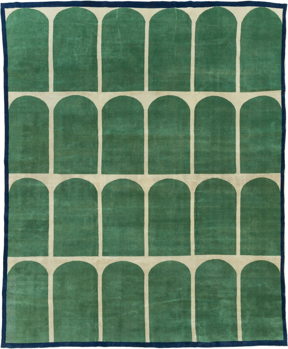 Vintage Turkish Anatolian Art Deco Style Room Size Carpet, No.28192 - Galerie Shabab