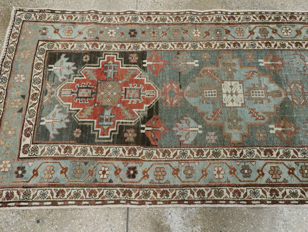 Antique Persian Kurdish Rug, No.28196 - Galerie Shabab