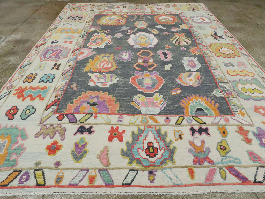 Contemporary Turkish Souf Oushak Room Size Carpet, No.28206 - Galerie Shabab