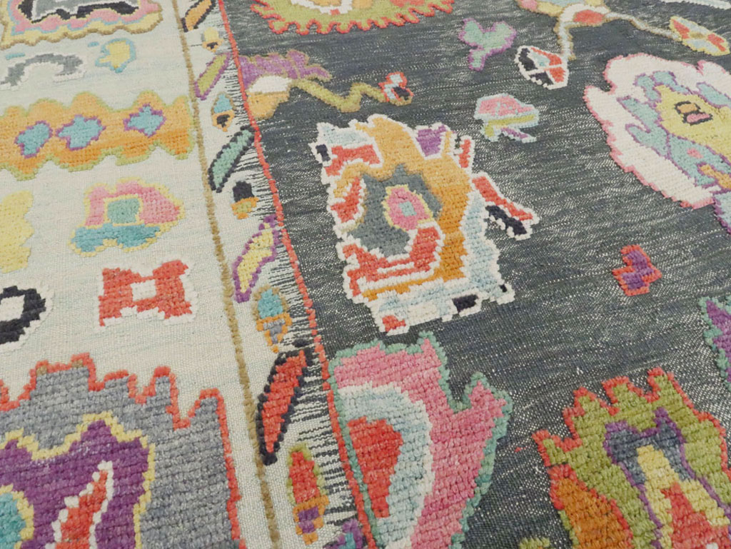 Contemporary Turkish Souf Oushak Room Size Carpet, No.28206 - Galerie Shabab