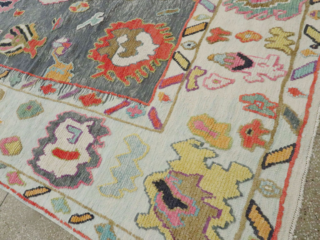 Contemporary Turkish Souf Oushak Room Size Carpet, No.28206 - Galerie Shabab