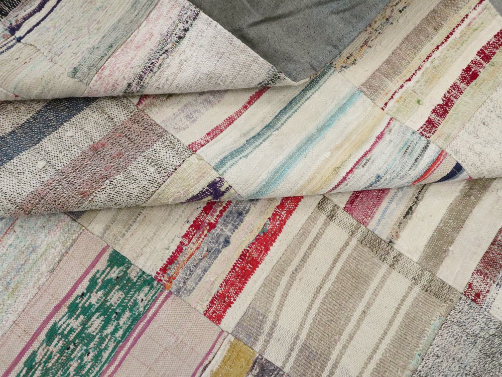 Modern Turkish Flatweave Kilim Room Size Rug, No.28208 - Galerie Shabab