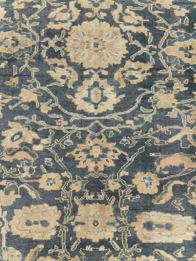 Antique Persian Mahal Carpet, No.28212 - Galerie Shabab