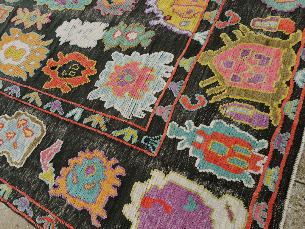 Modern Turkish Souf Oushak Carpet, No.28216 - Galerie Shabab