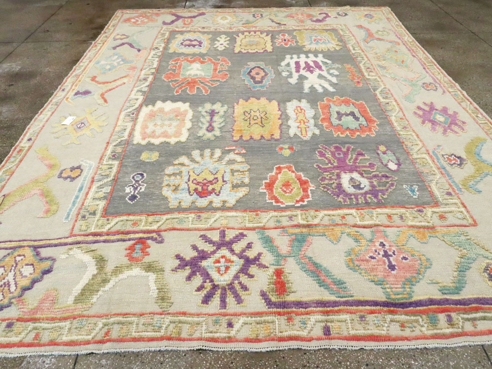 Contemporary Turkish Oushak Carpet, No.28218 - Galerie Shabab