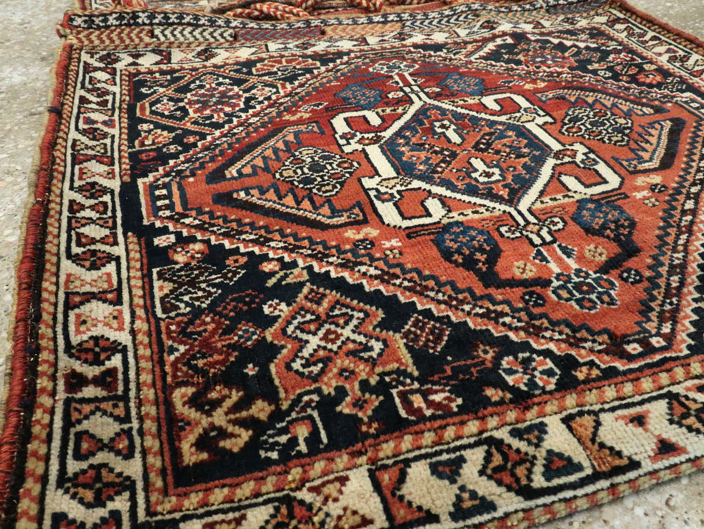 Antique Persian Qashqai Saddlebag (Khorjin), No.28219 - Galerie Shabab