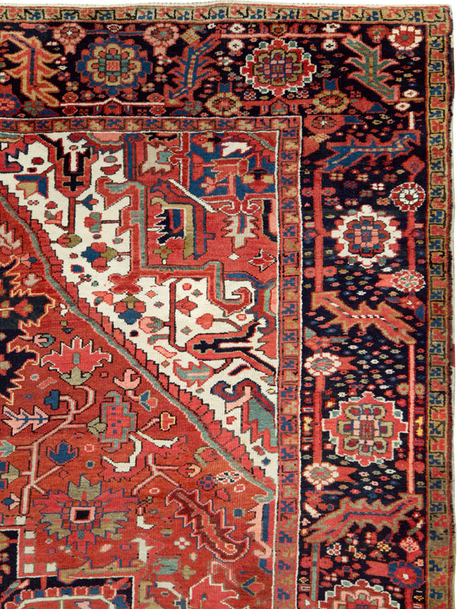Vintage Persian Heriz Carpet, No.28221 - Galerie Shabab