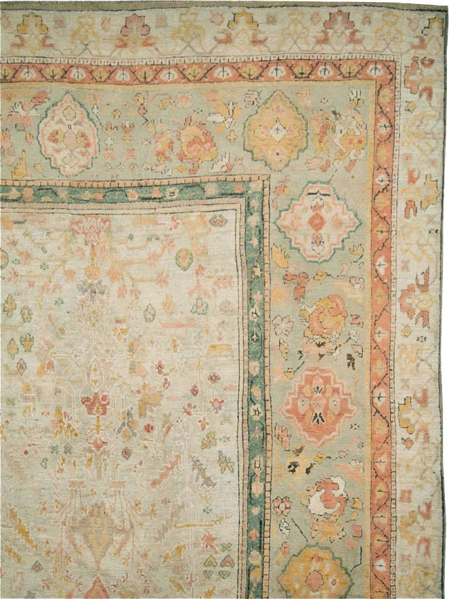 Antique Turkish Oushak Large Oversized Carpet, No.28226 - Galerie Shabab