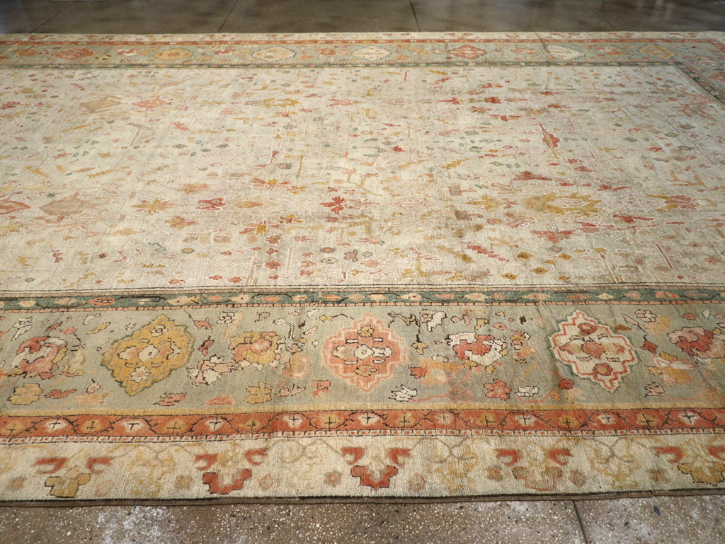 Antique Turkish Oushak Large Oversized Carpet, No.28226 - Galerie Shabab