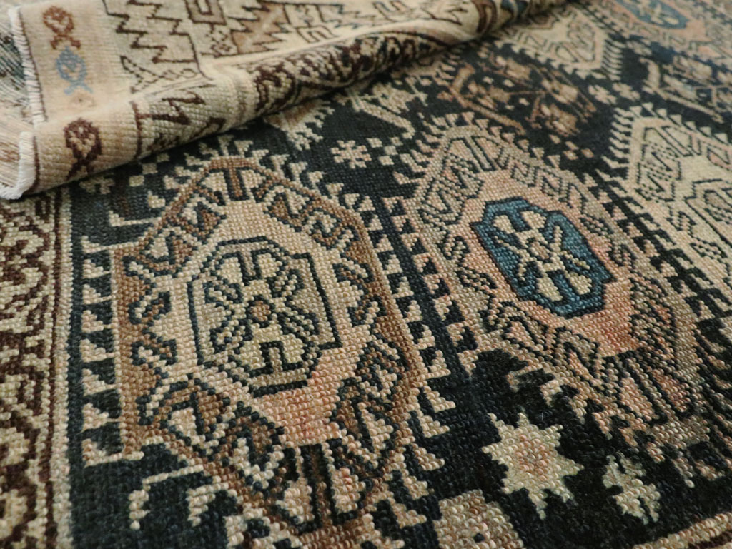 Antique Persian Malayer Rug, No.28228 - Galerie Shabab