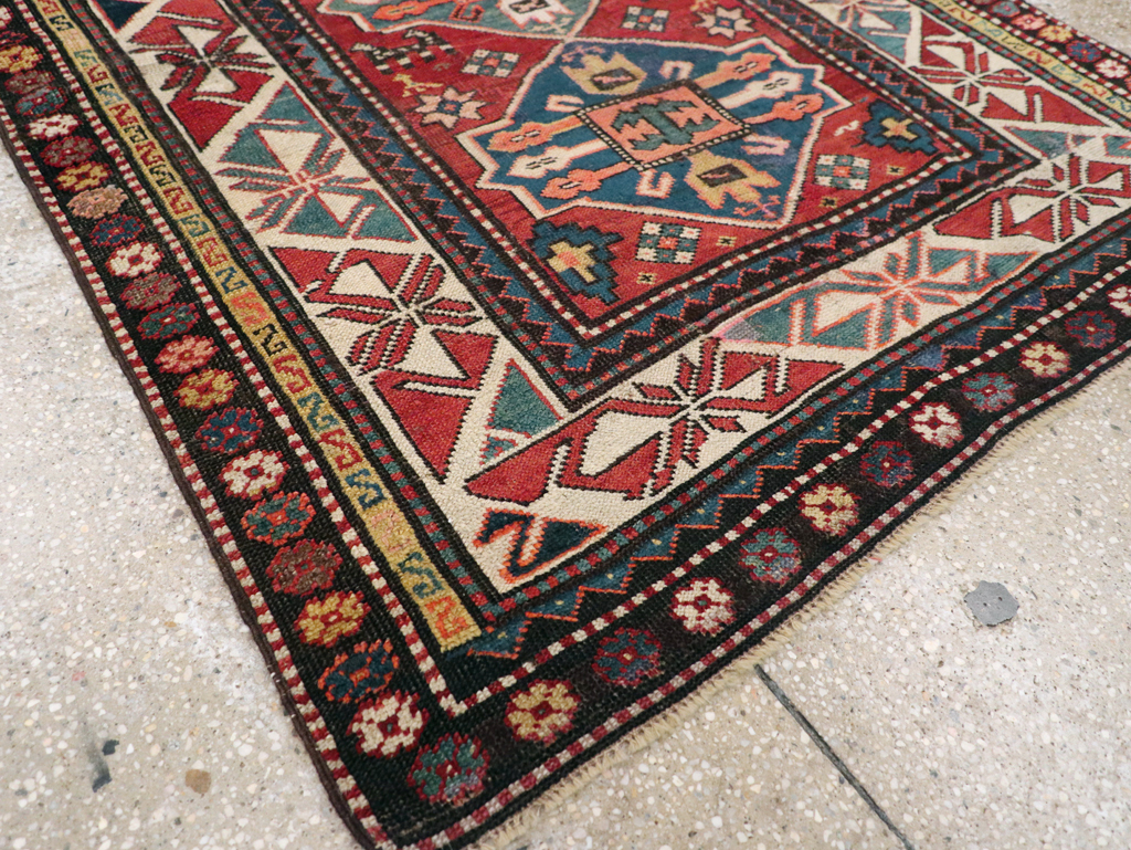 Antique Caucasian Kazak Rug, No.28233 - Galerie Shabab