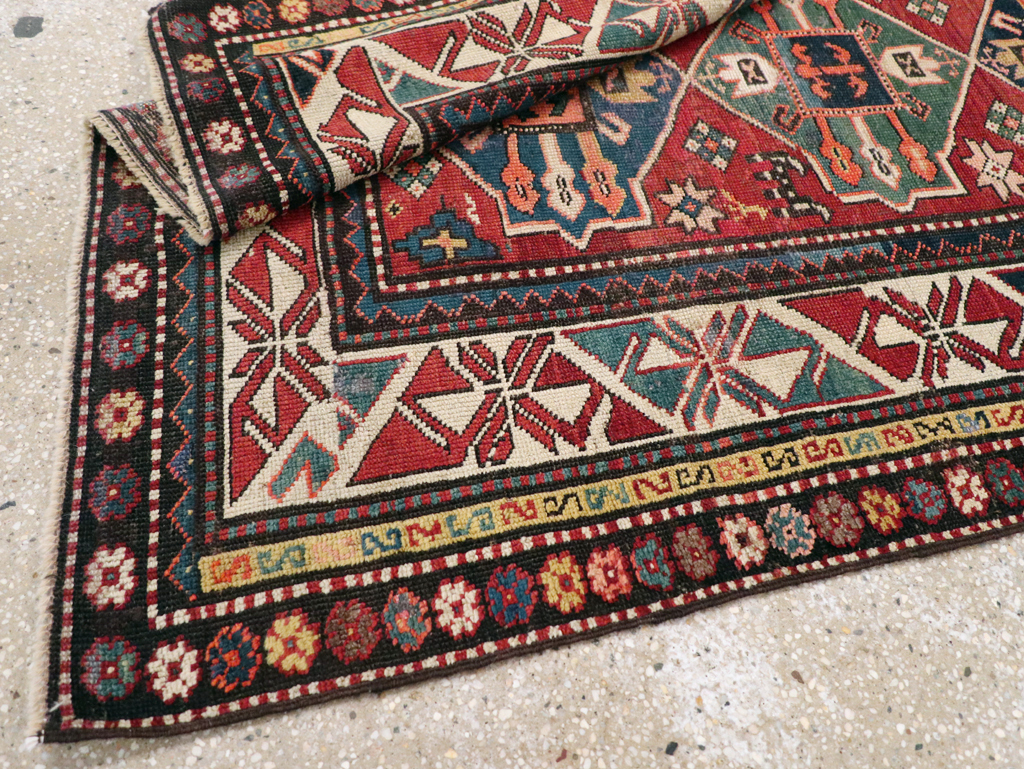 Antique Caucasian Kazak Rug, No.28233 - Galerie Shabab