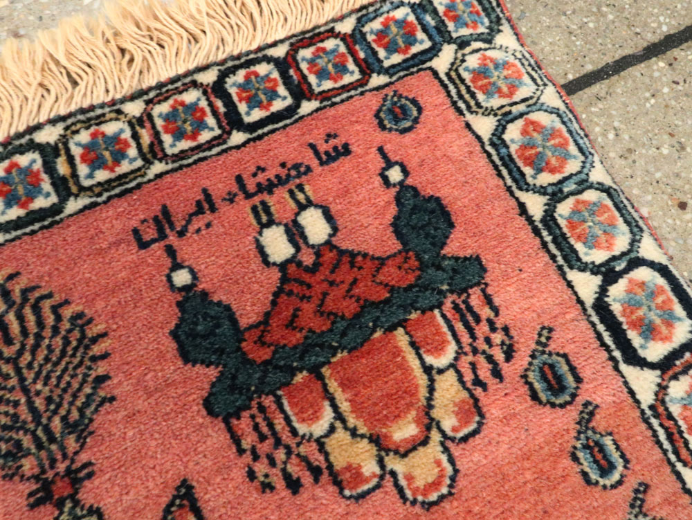 Persian Pictorial Shiraz Rug, No.28241 - Galerie Shabab