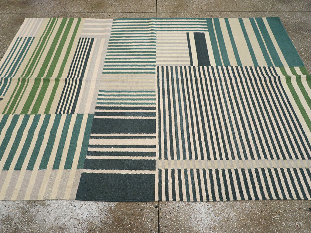 Modern Turkish Flatweave Accent Rug, No.28242 - Galerie Shabab