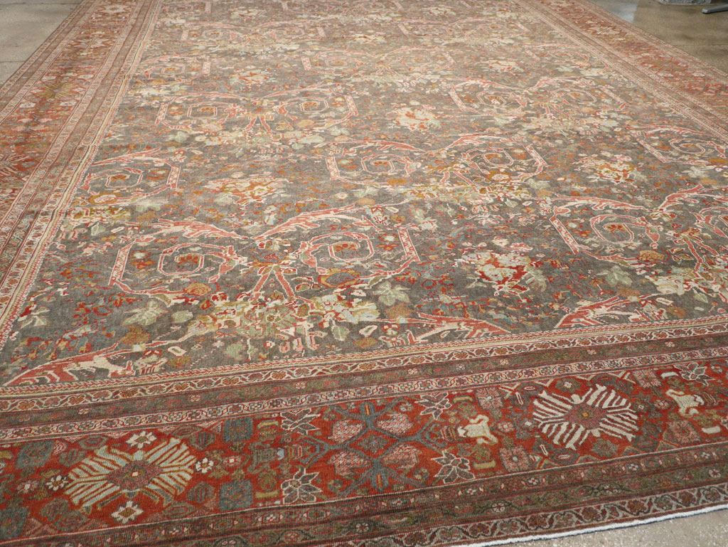 Antique Persian Mahal Oversize Carpet, No.28244 - Galerie Shabab