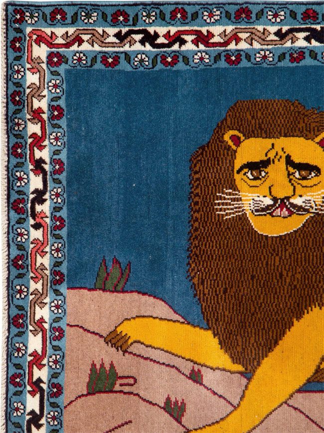 Vintage Shiraz Pictorial Rug, No.28248 - Galerie Shabab