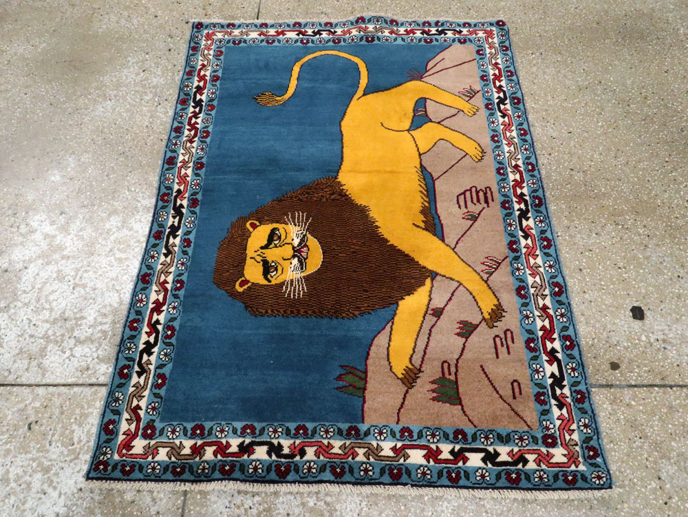Vintage Shiraz Pictorial Rug, No.28248 - Galerie Shabab