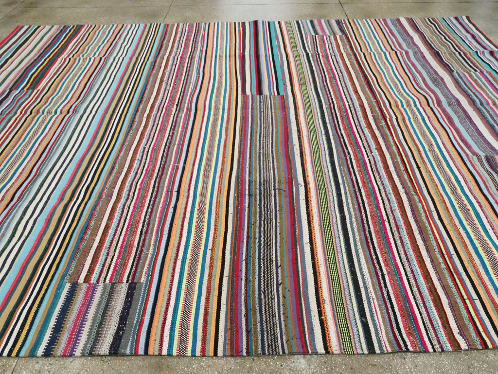 Modern Turkish Flatweave Room Size Carpet, No.28255 - Galerie Shabab