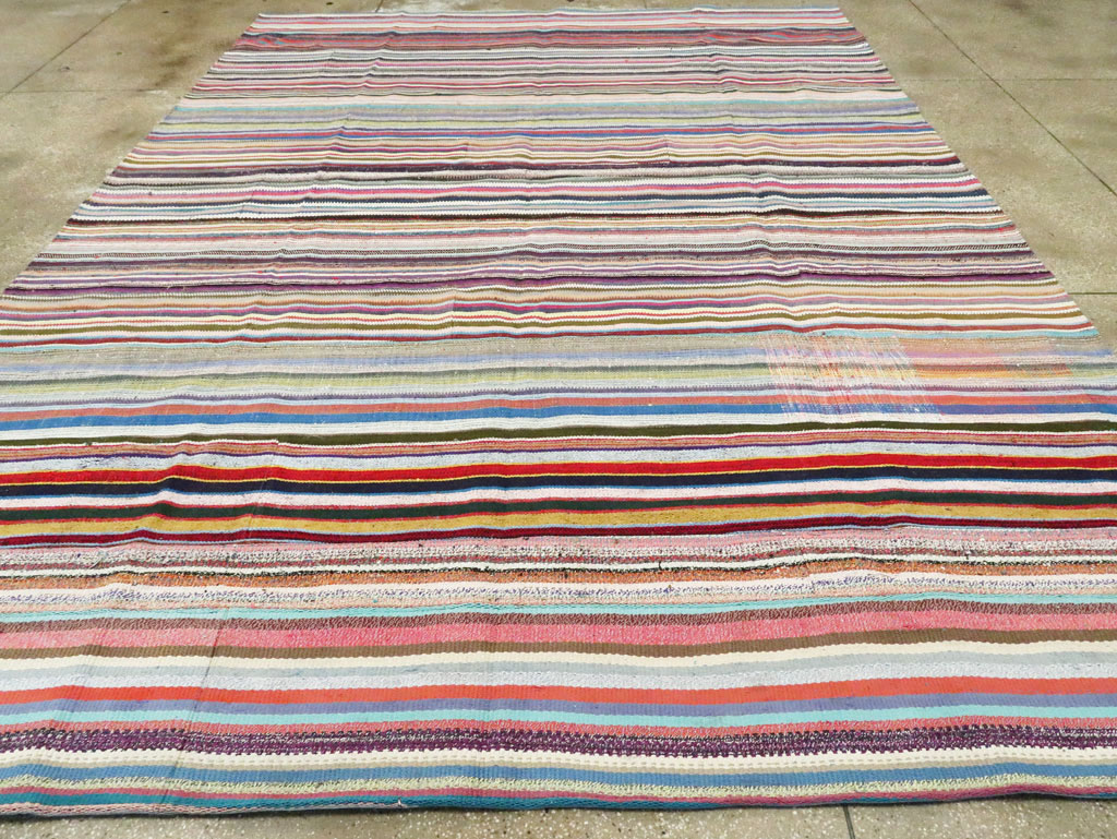 Modern Turkish Flatweave Room Size Carpet, No.28257 - Galerie Shabab