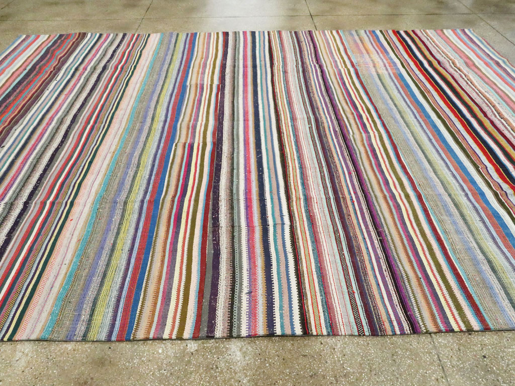 Modern Turkish Flatweave Room Size Carpet, No.28257 - Galerie Shabab
