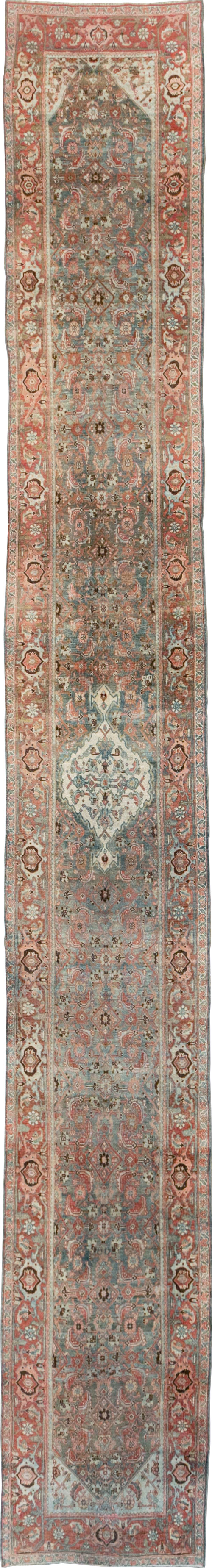 Antique Persian Bidjar Long Runner, No.28260 - Galerie Shabab