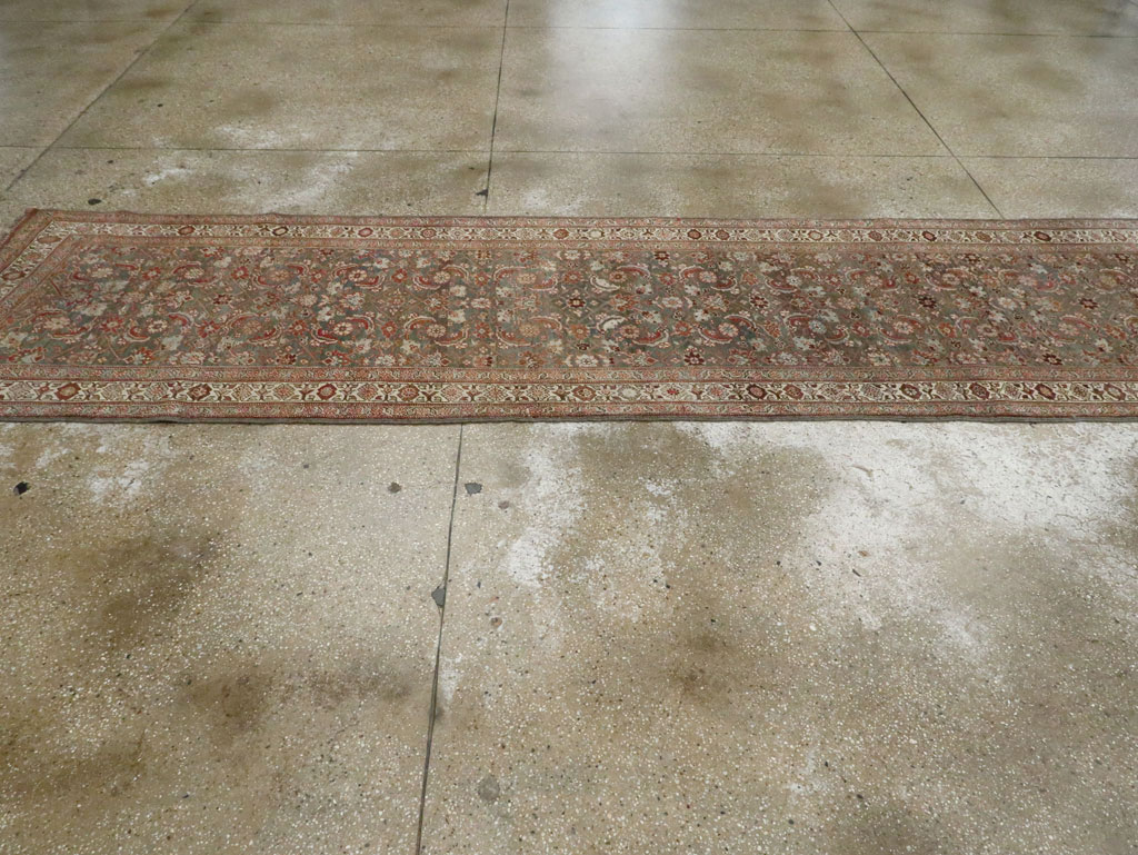 Antique Persian Bidjar Runner, No.28261 - Galerie Shabab