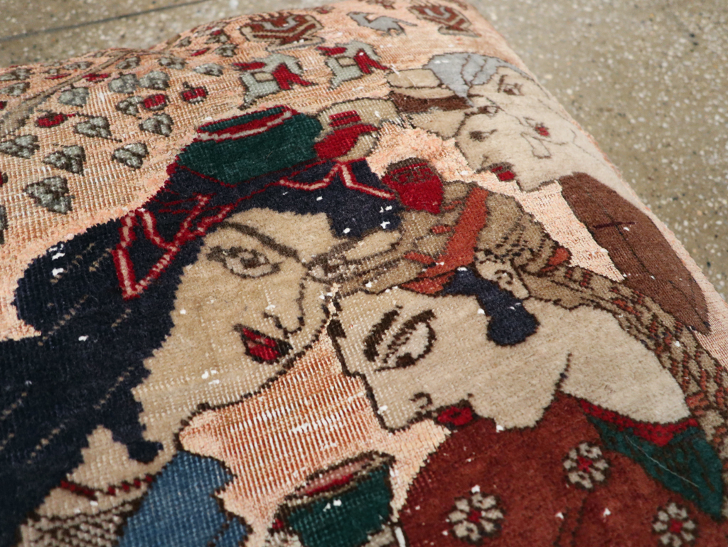 Antique Persian Tabriz Pictorial Pillow, No.28265 - Galerie Shabab