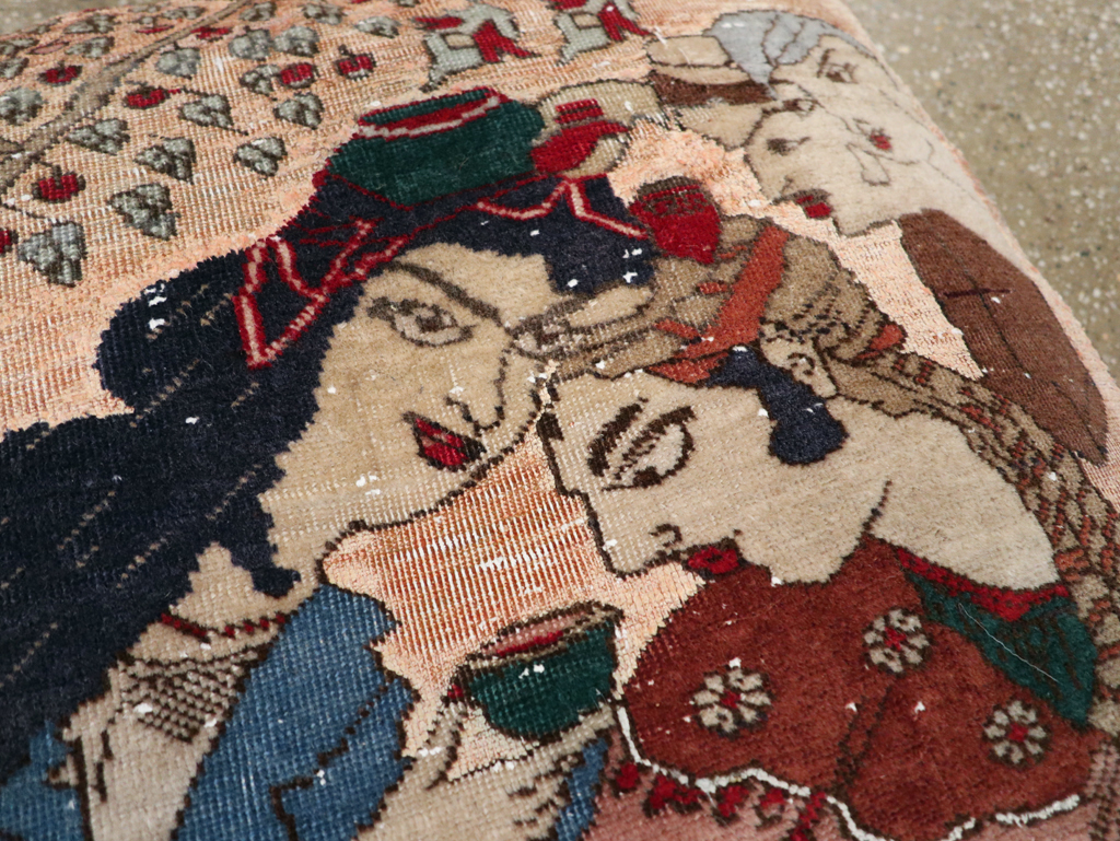 Antique Persian Tabriz Pictorial Pillow, No.28265 - Galerie Shabab