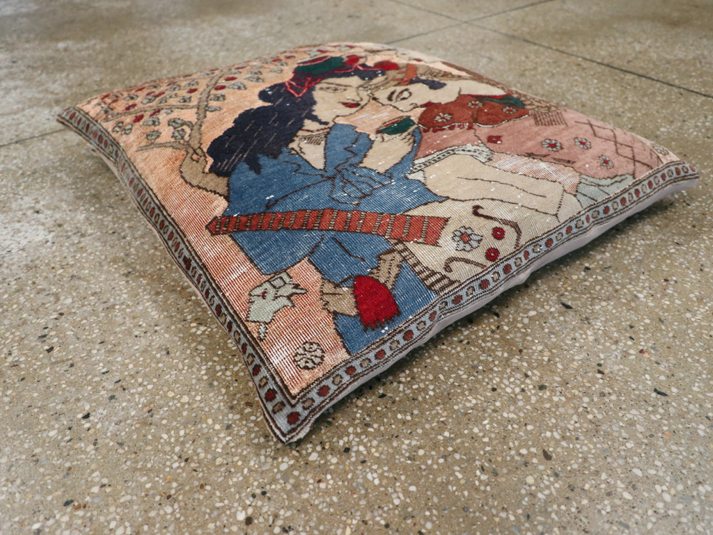 Antique Persian Tabriz Pictorial Pillow, No.28265 - Galerie Shabab