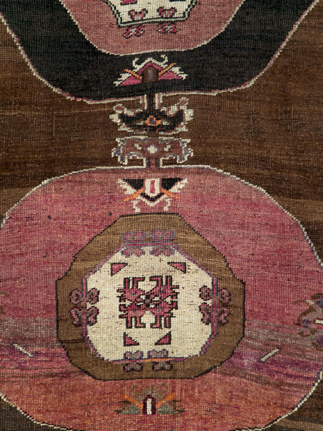 Vintage Anatolian Gallery Carpet, No.28268 - Galerie Shabab