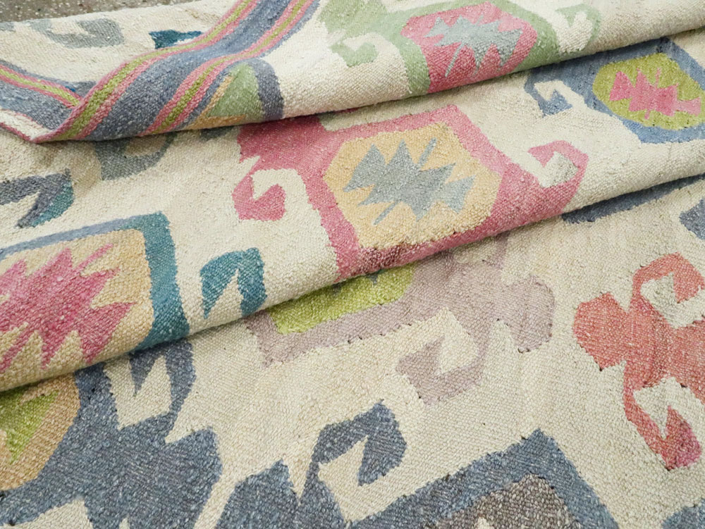 Modern Turkish Flatweave, No.28272 - Galerie Shabab