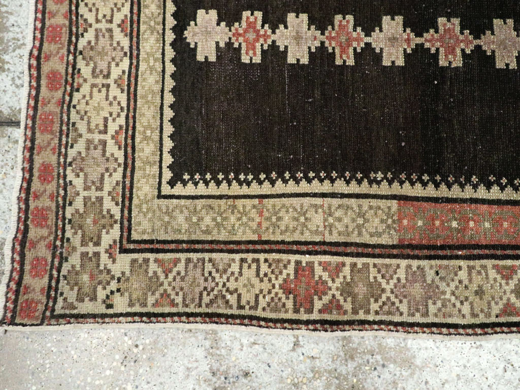 Vintage Kurdish Runner, No.28277 - Galerie Shabab