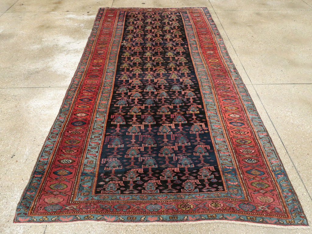 Antique Kurd Bidjar Gallery Carpet, No.28279 - Galerie Shabab