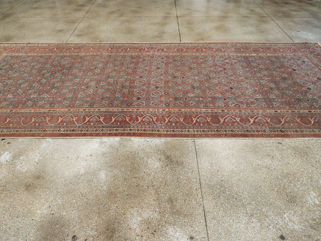 Antique Persian Malayer Long Gallery Carpet, No.28280 - Galerie Shabab