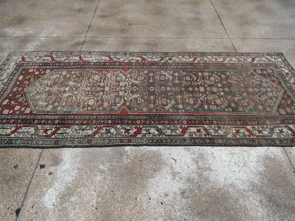 Antique Persian Bidjar Rug, No.28284 - Galerie Shabab