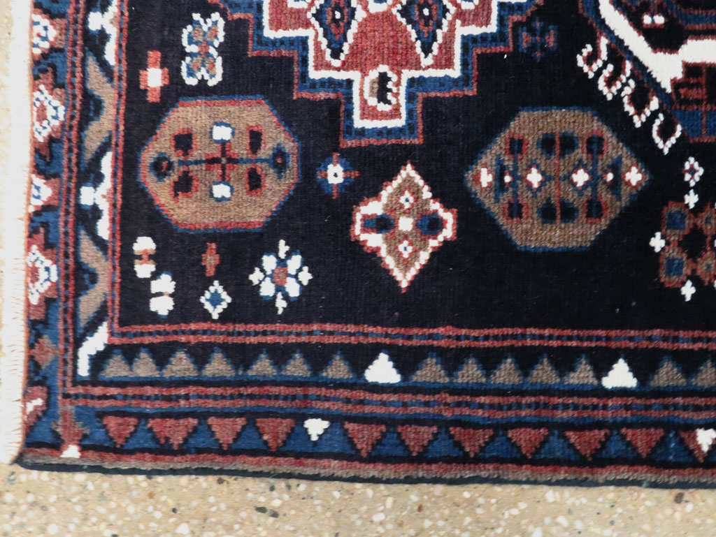 Vintage Persian Malayer Rug, No.28285 - Galerie Shabab