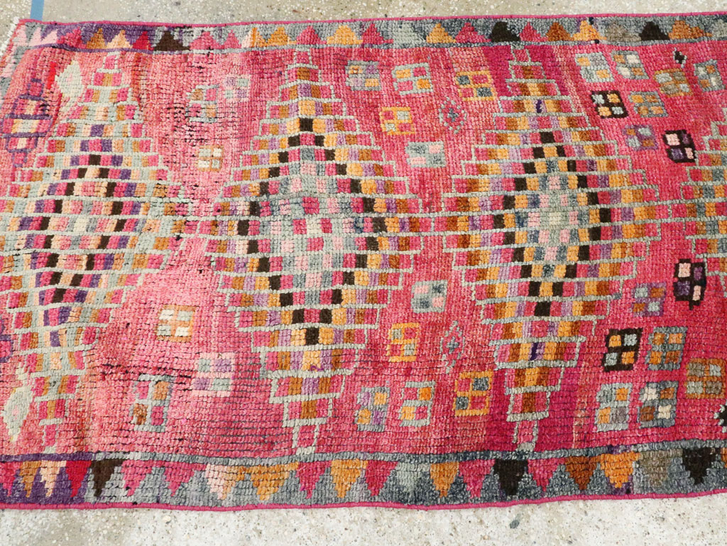 Vintage Turkish Anatolian Runner, No.28289 - Galerie Shabab