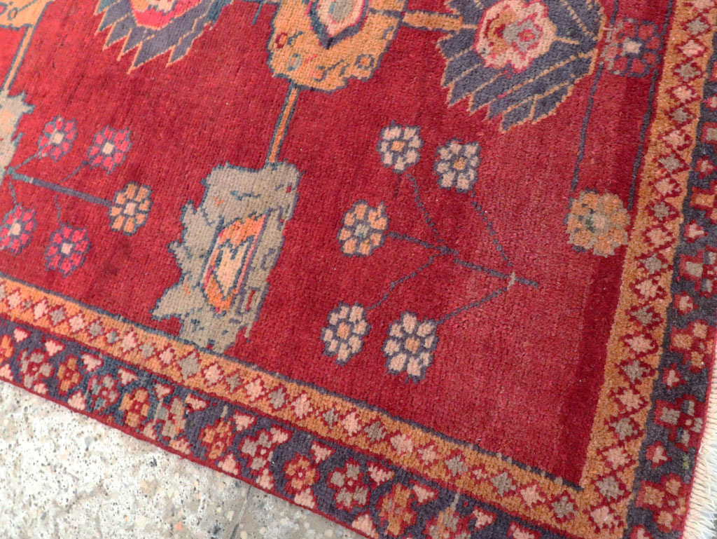 Vintage Persian Mahal Rug, No.28290 - Galerie Shabab