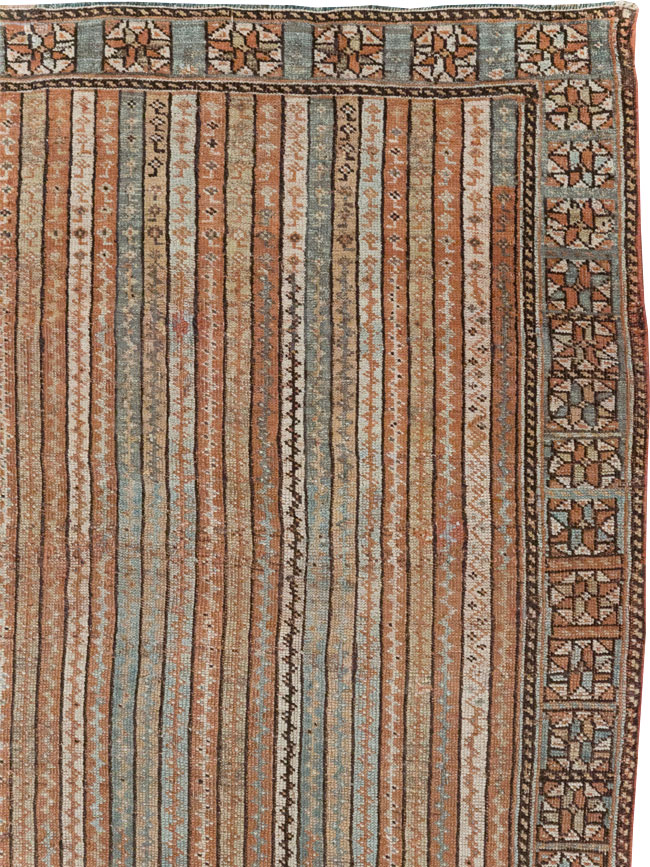 Antique Persian Tribal Qashqai Accent Rug, No.28291 - Galerie Shabab