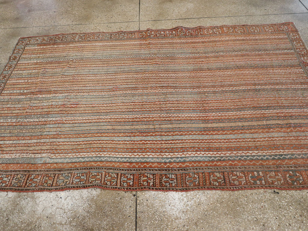 Antique Persian Tribal Qashqai Accent Rug, No.28291 - Galerie Shabab