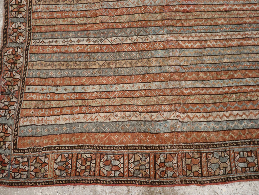 Antique Persian Tribal Qashqai Accent Rug, No.28291 - Galerie Shabab