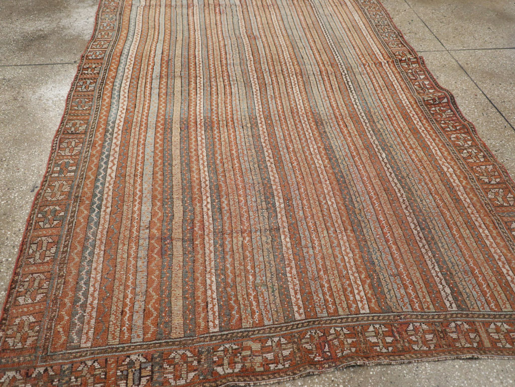 Antique Persian Tribal Qashqai Accent Rug, No.28291 - Galerie Shabab