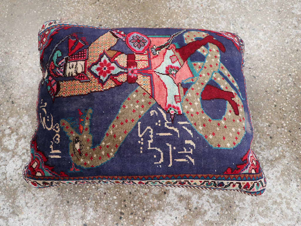 Vintage Persian Hamadan Pictorial Pillow, No.28292 - Galerie Shabab